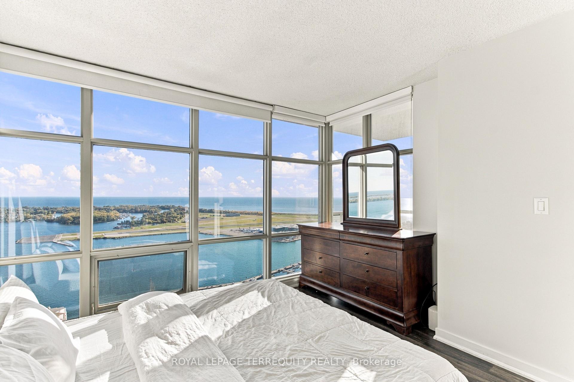 Photo 20 of Unit 4512, 35 Mariner Terrace, Toronto, Waterfront Communities — HOMEH