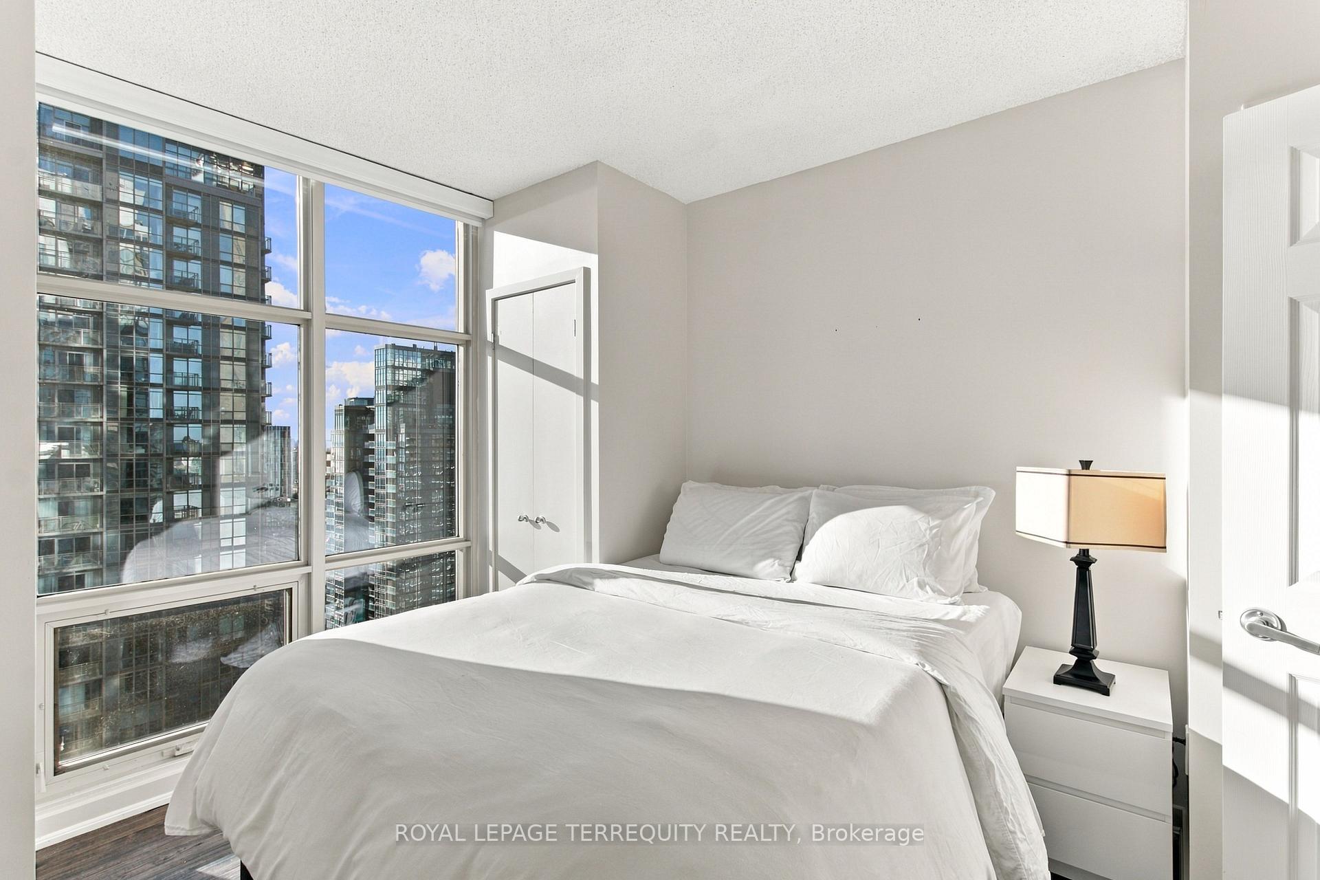 Photo 25 of Unit 4512, 35 Mariner Terrace, Toronto, Waterfront Communities — HOMEH
