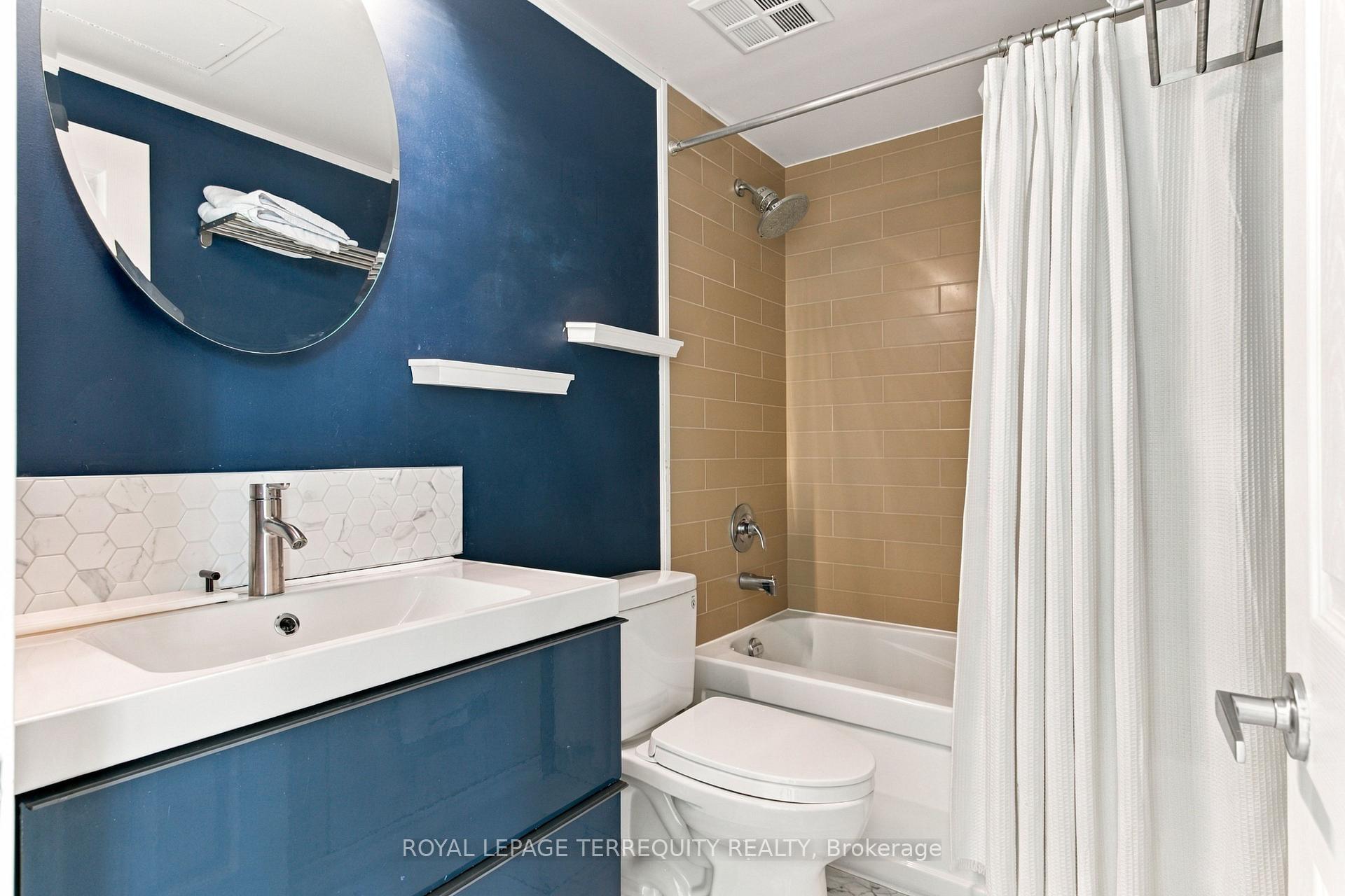 Photo 29 of Unit 4512, 35 Mariner Terrace, Toronto, Waterfront Communities — HOMEH