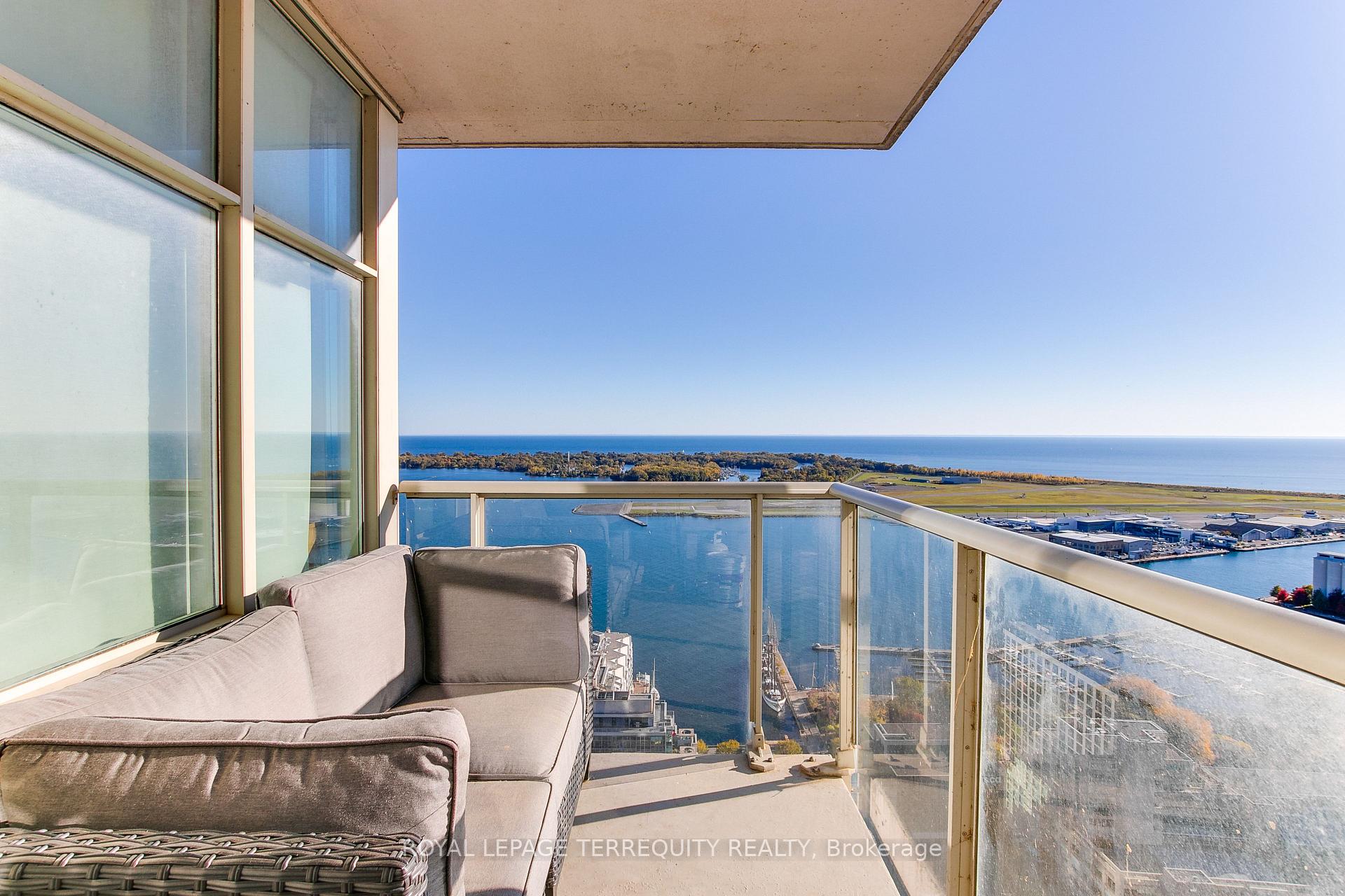 Photo 31 of Unit 4512, 35 Mariner Terrace, Toronto, Waterfront Communities — HOMEH
