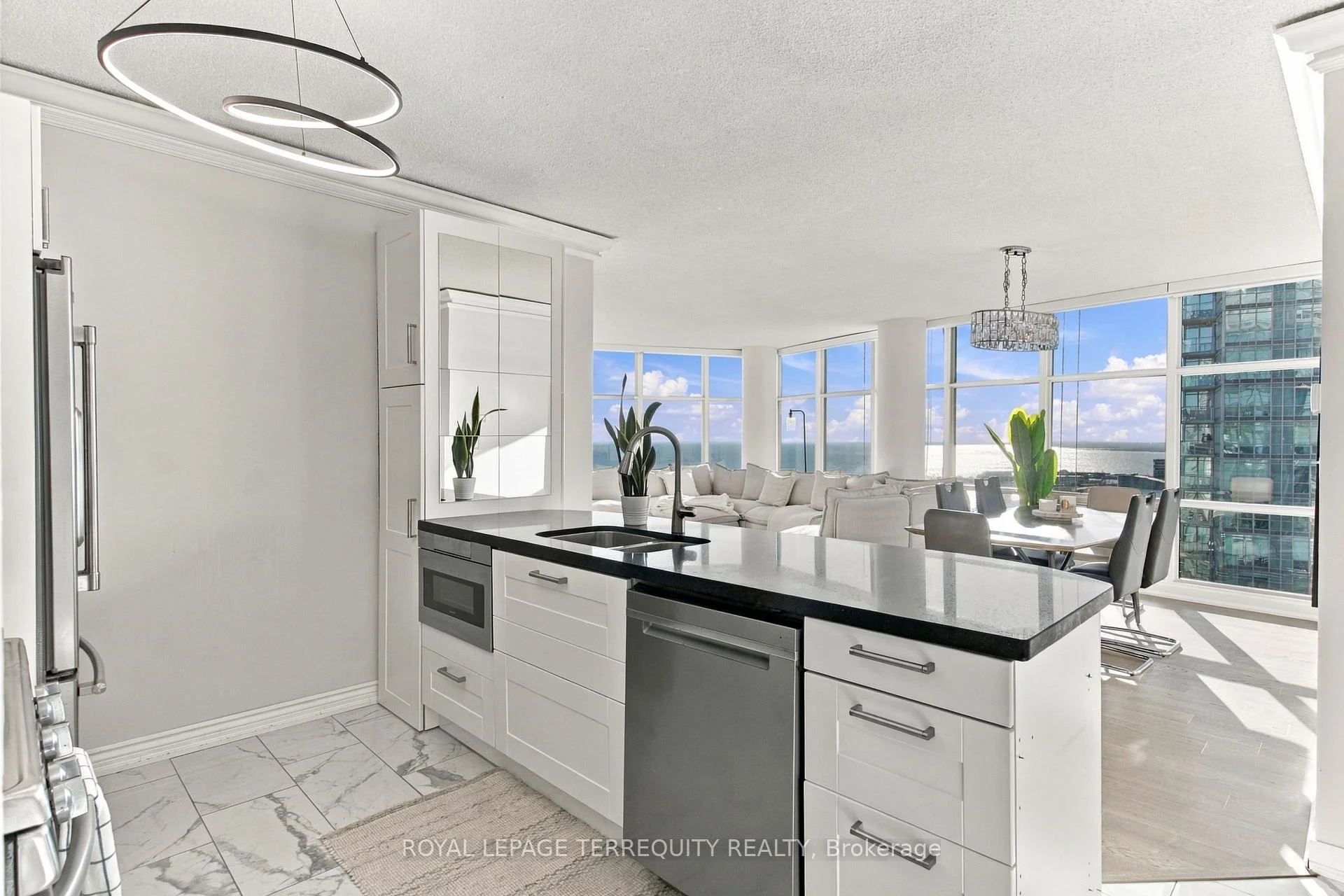 Photo 23 of Unit 4512, 35 Mariner Terrace, Toronto, Waterfront Communities — HOMEH
