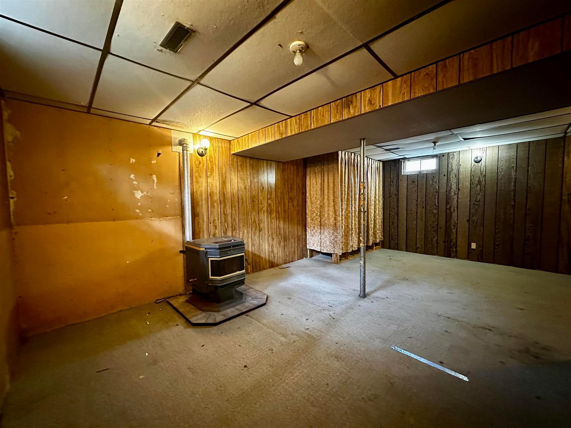 Photo 18 of 12 Lauzon Crescent, Elliot Lake — HOMEH