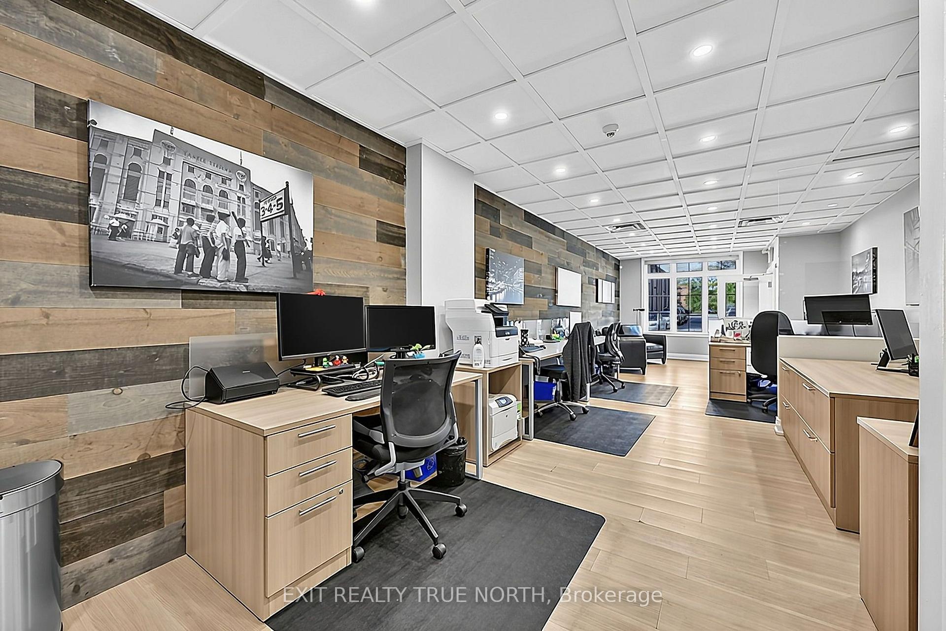 Photo 5 of 2080 Pine Street, Burlington, Brant — HOMEH
