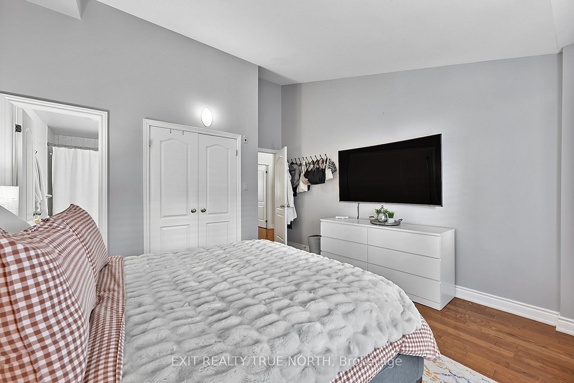 Photo 27 of 2080 Pine Street, Burlington, Brant — HOMEH