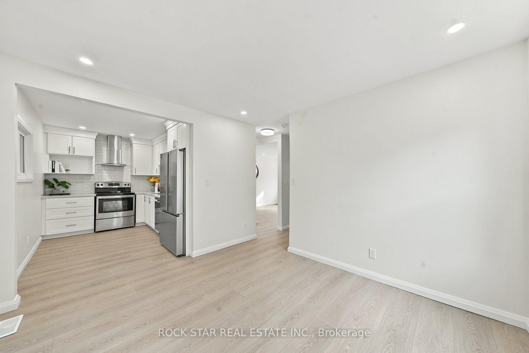 Photo 8 of 294 east 28th Street, Hamilton, Burkholme — HOMEH