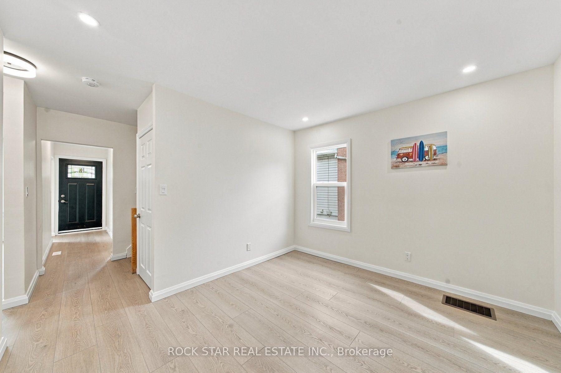 Photo 9 of 294 east 28th Street, Hamilton, Burkholme — HOMEH