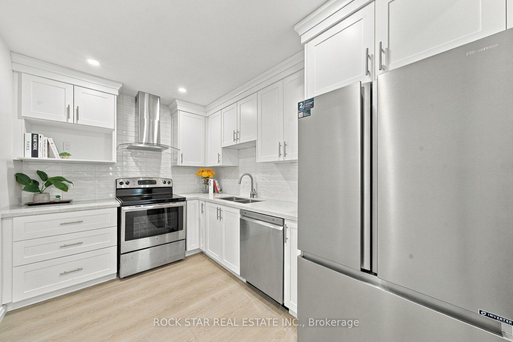 Photo 10 of 294 east 28th Street, Hamilton, Burkholme — HOMEH