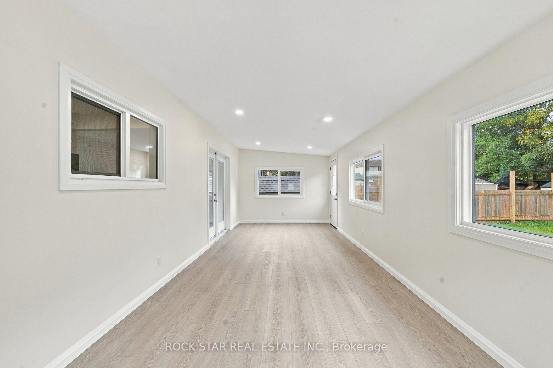 Photo 15 of 294 east 28th Street, Hamilton, Burkholme — HOMEH