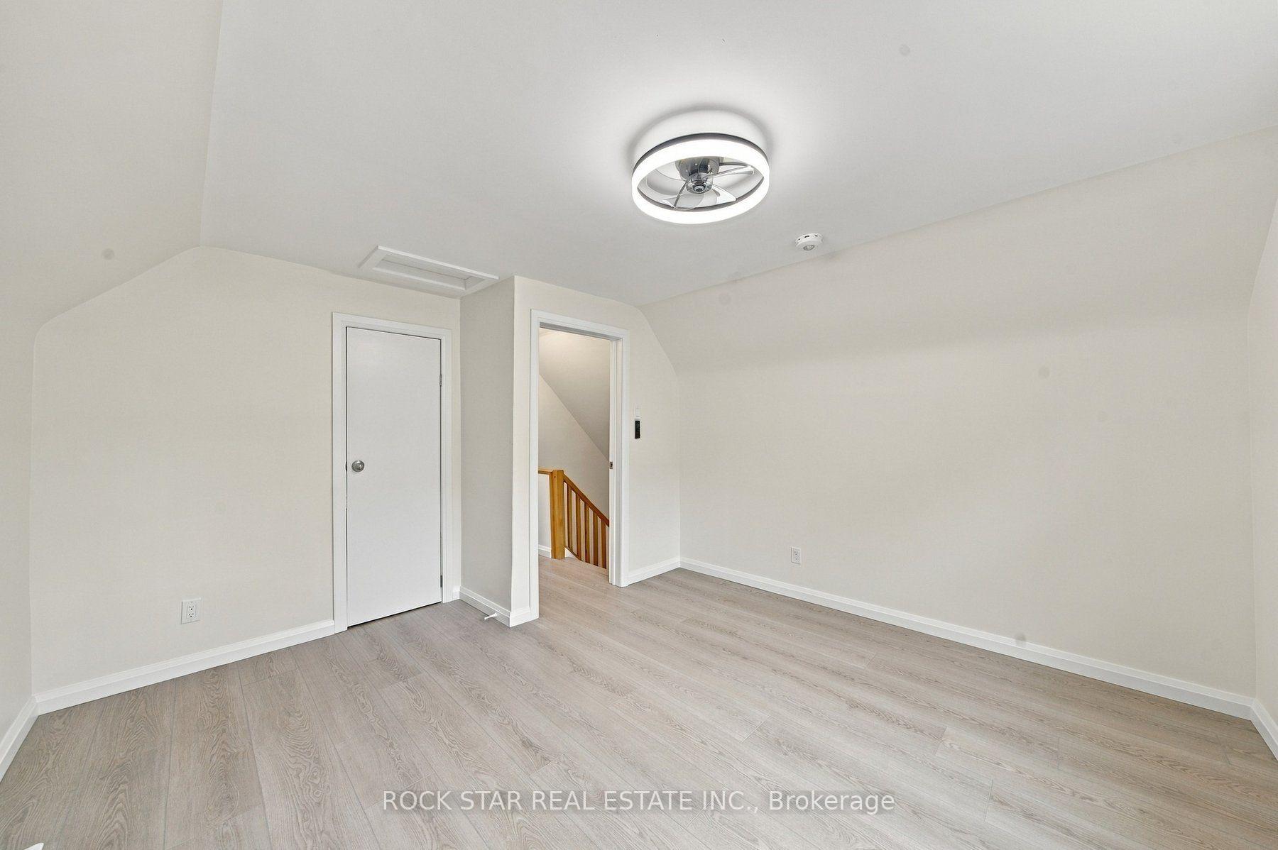 Photo 18 of 294 east 28th Street, Hamilton, Burkholme — HOMEH