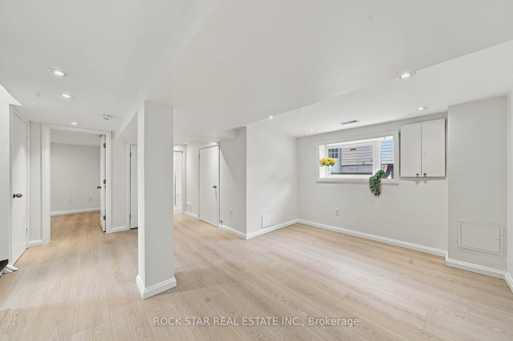 Photo 24 of 294 east 28th Street, Hamilton, Burkholme — HOMEH