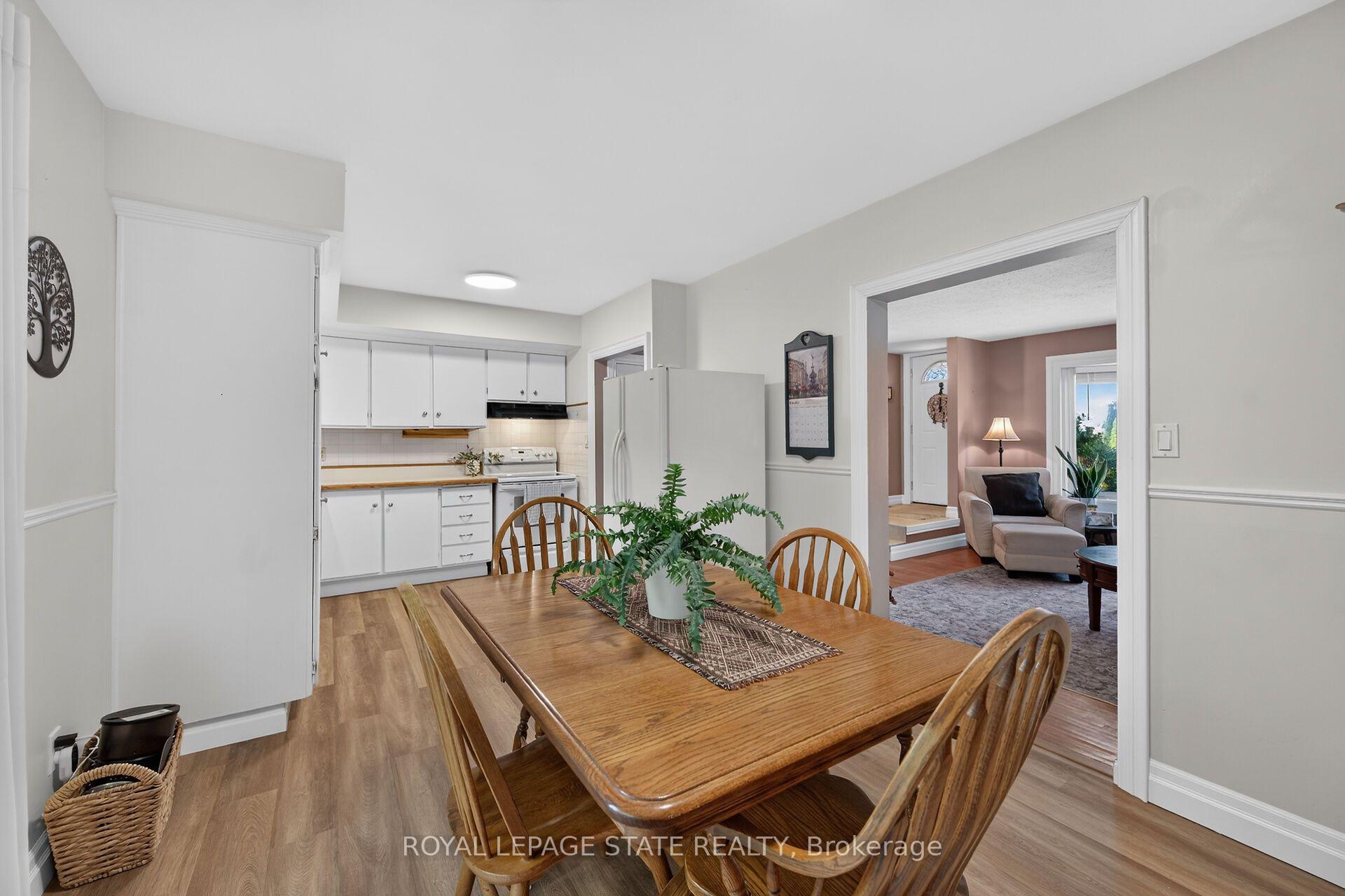 Photo 13 of 995 Upper Wellington Street, Hamilton, Bruleville — HOMEH