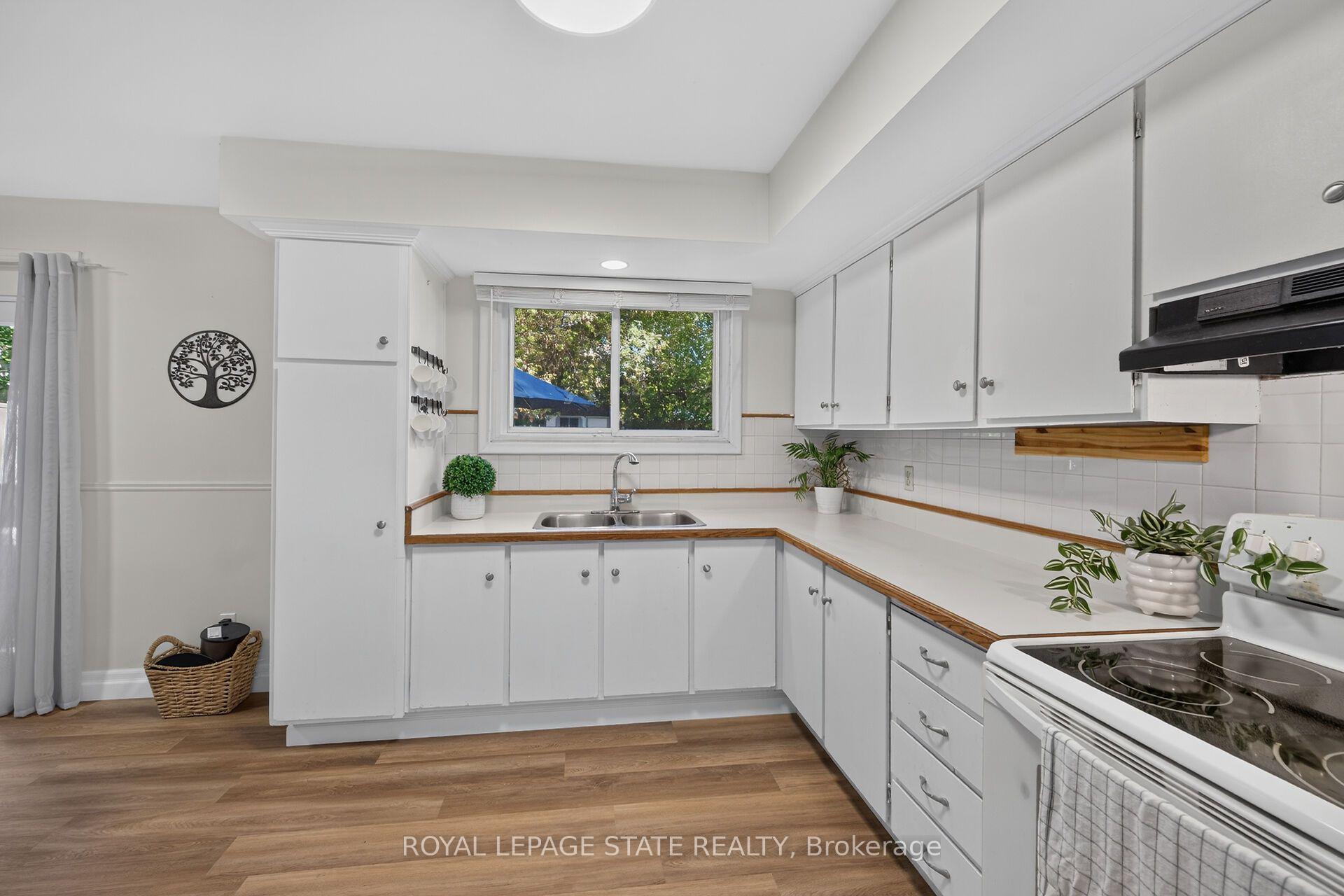 Photo 15 of 995 Upper Wellington Street, Hamilton, Bruleville — HOMEH