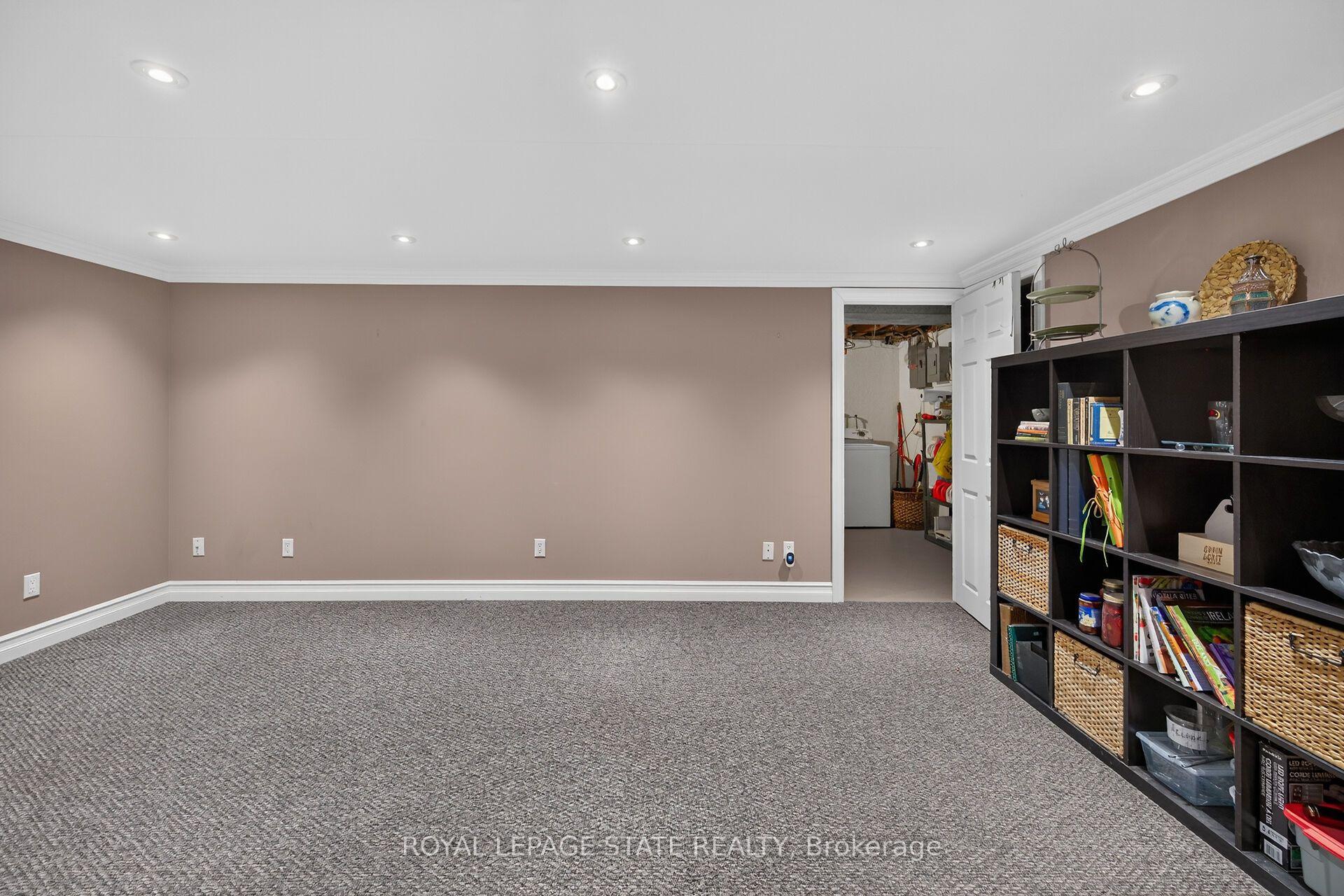 Photo 35 of 995 Upper Wellington Street, Hamilton, Bruleville — HOMEH