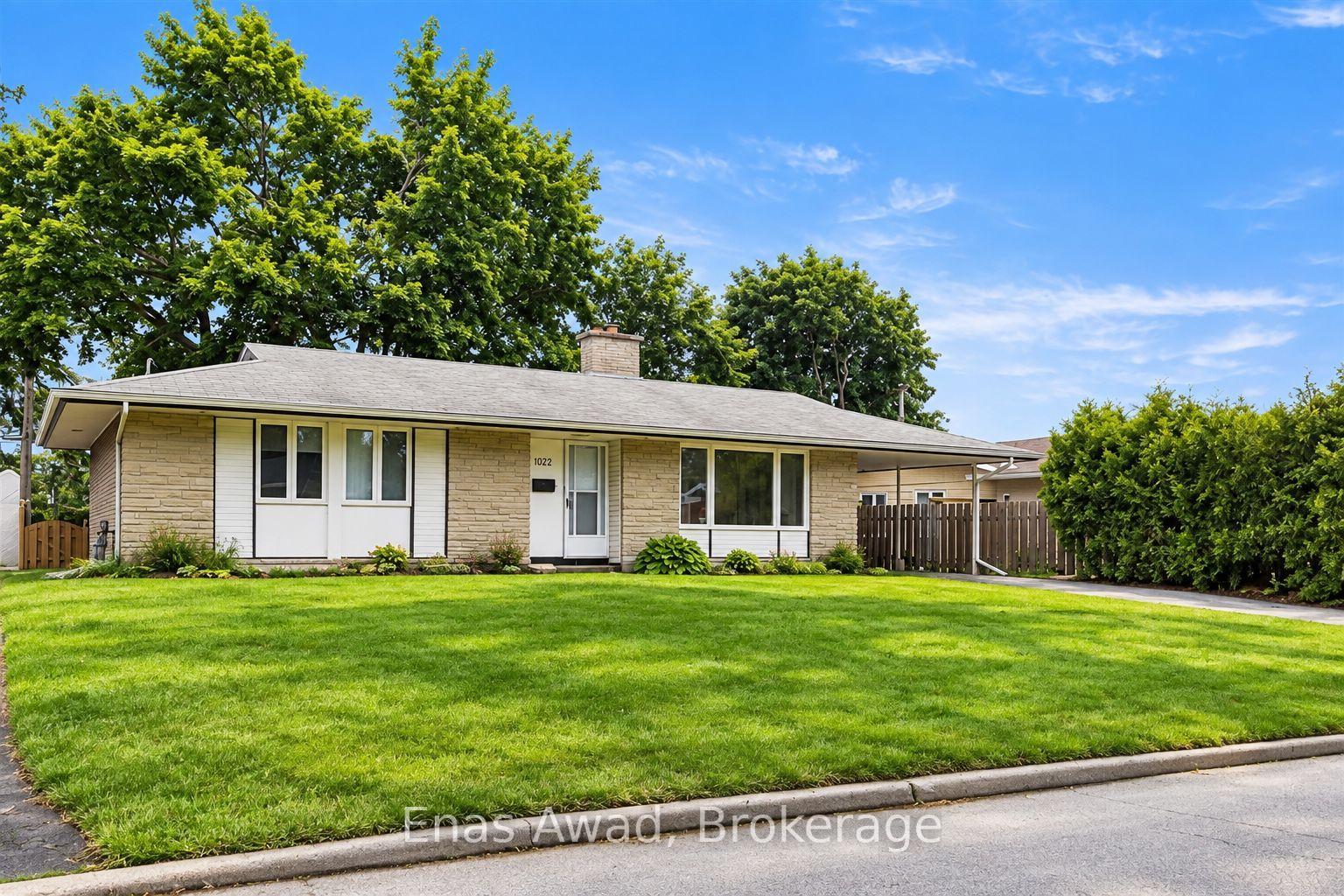 Photo 2 of 1222 Stanton Road, Ottawa, Queensway Terrace South/Ridgeview — HOMEH