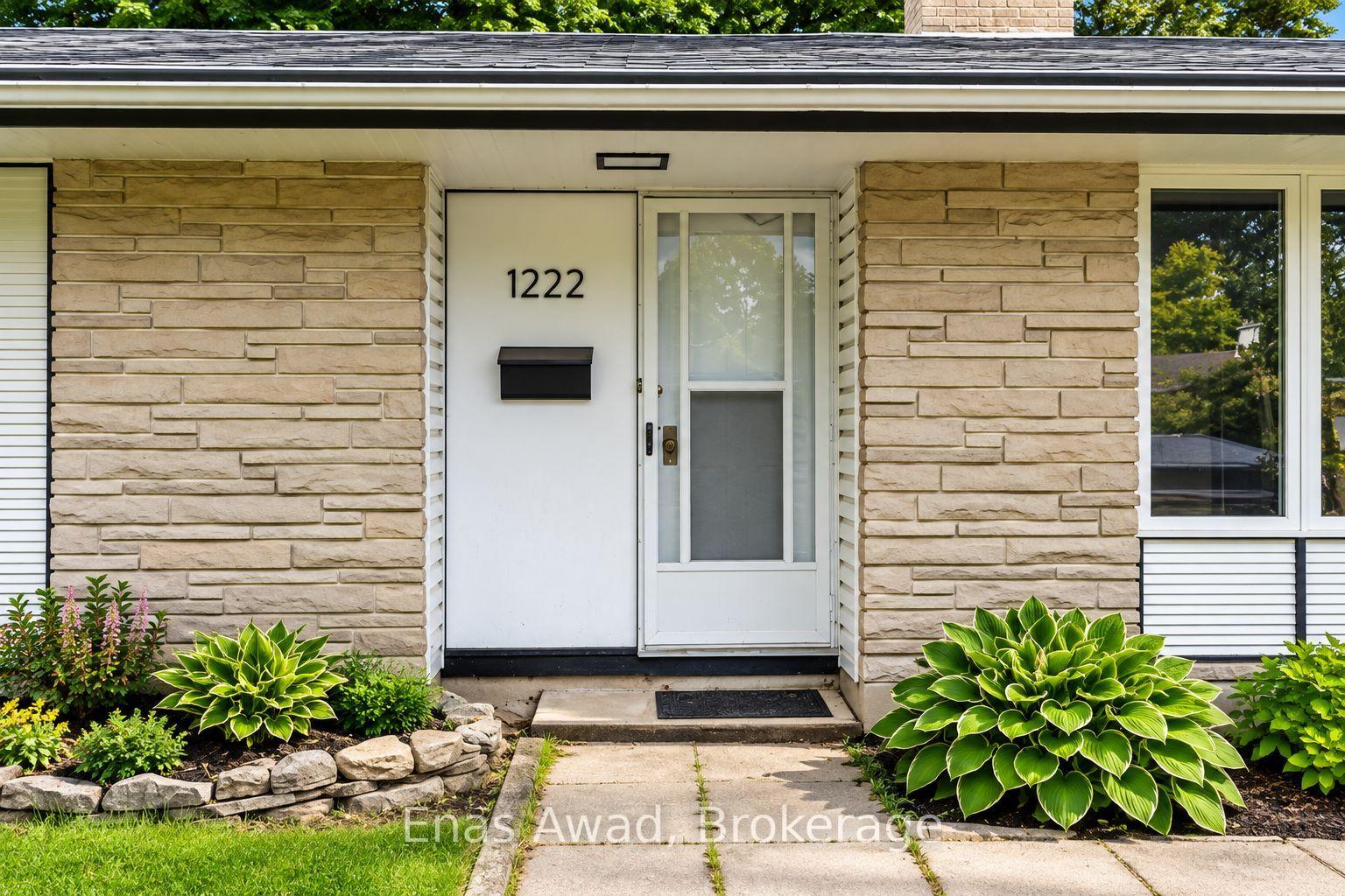 Photo 3 of 1222 Stanton Road, Ottawa, Queensway Terrace South/Ridgeview — HOMEH