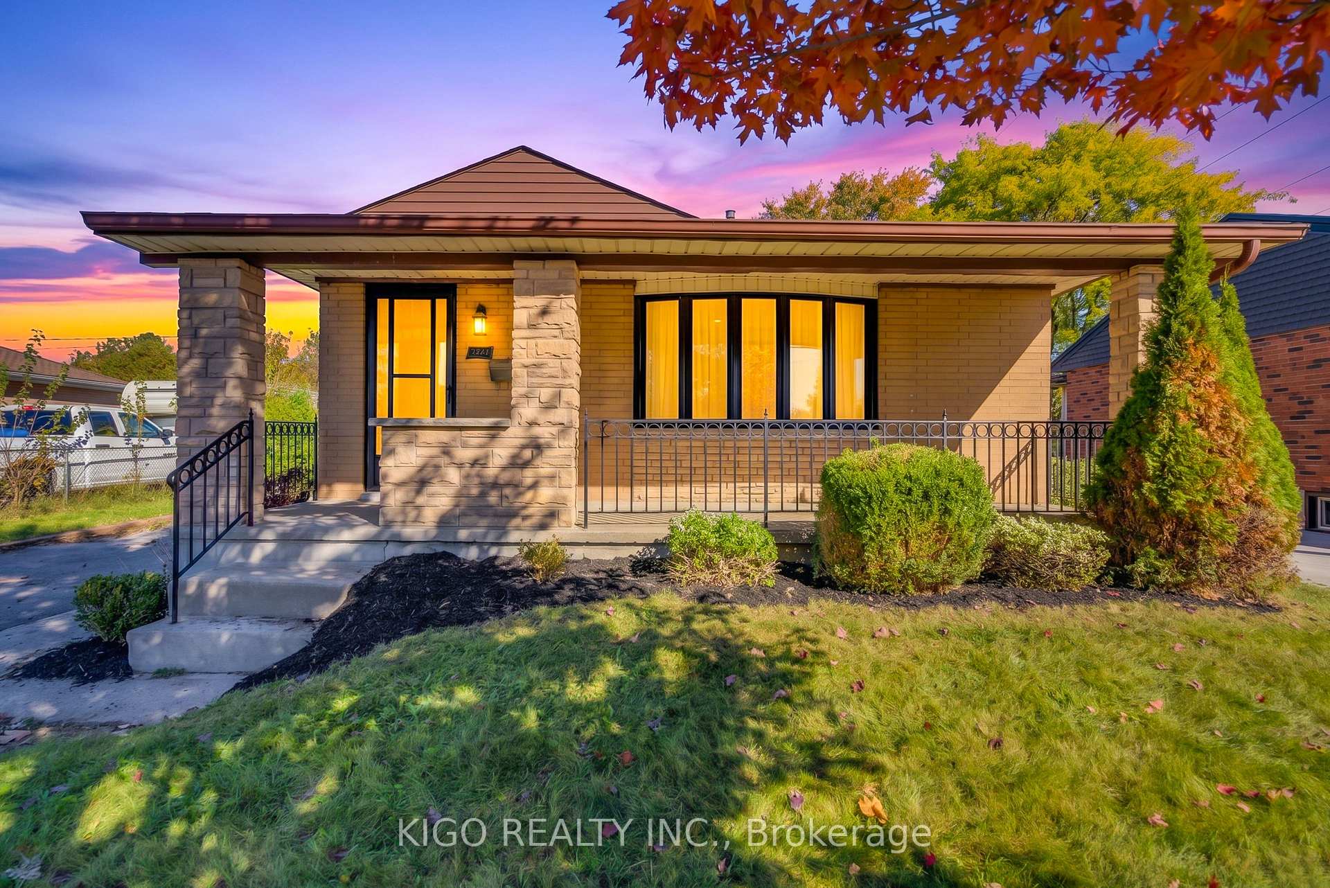 Photo of 54 Tweedsmuir Avenue