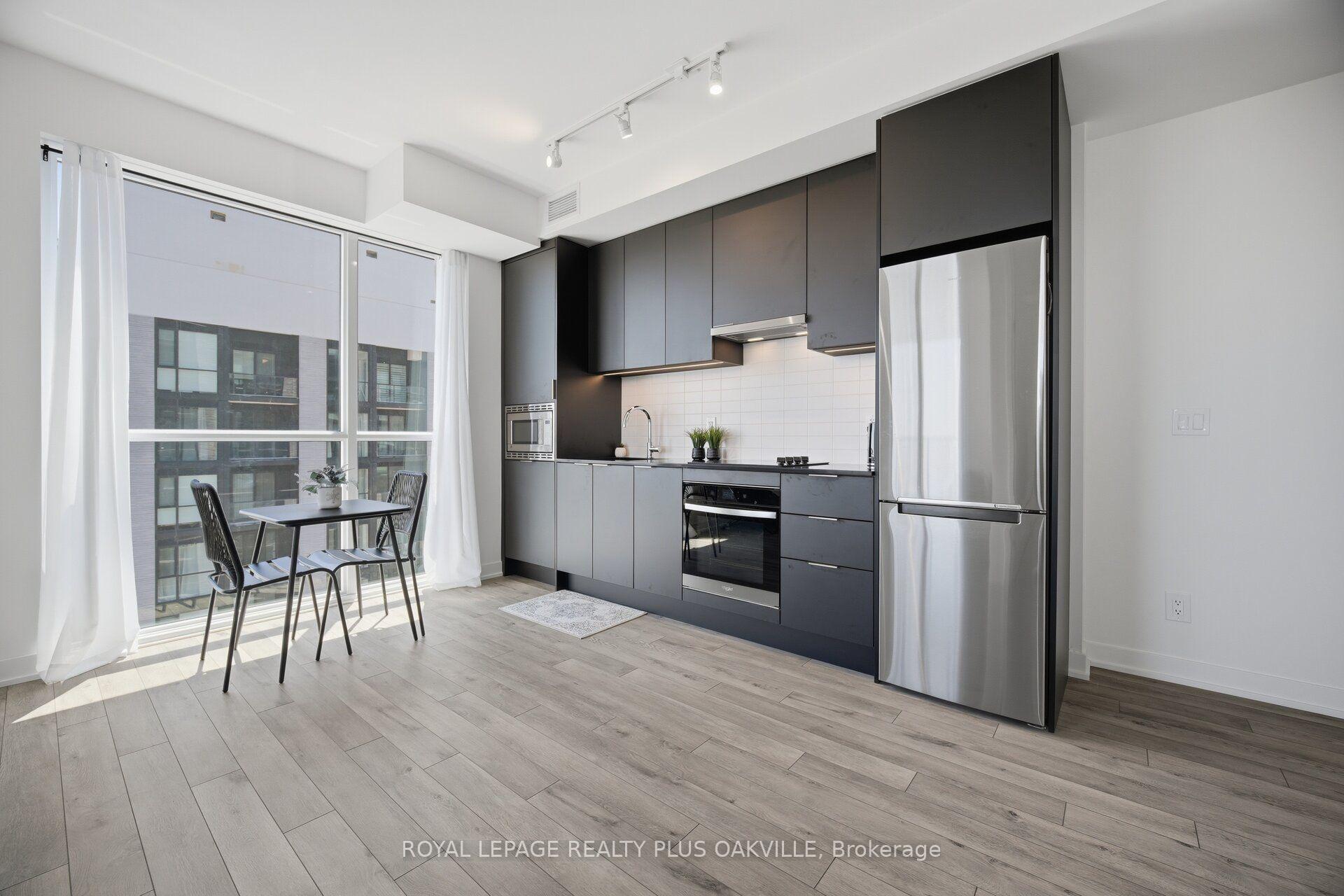 Photo 10 of Unit 1509, 3079 Trafalgar Road, Oakville, Joshua Meadows — HOMEH