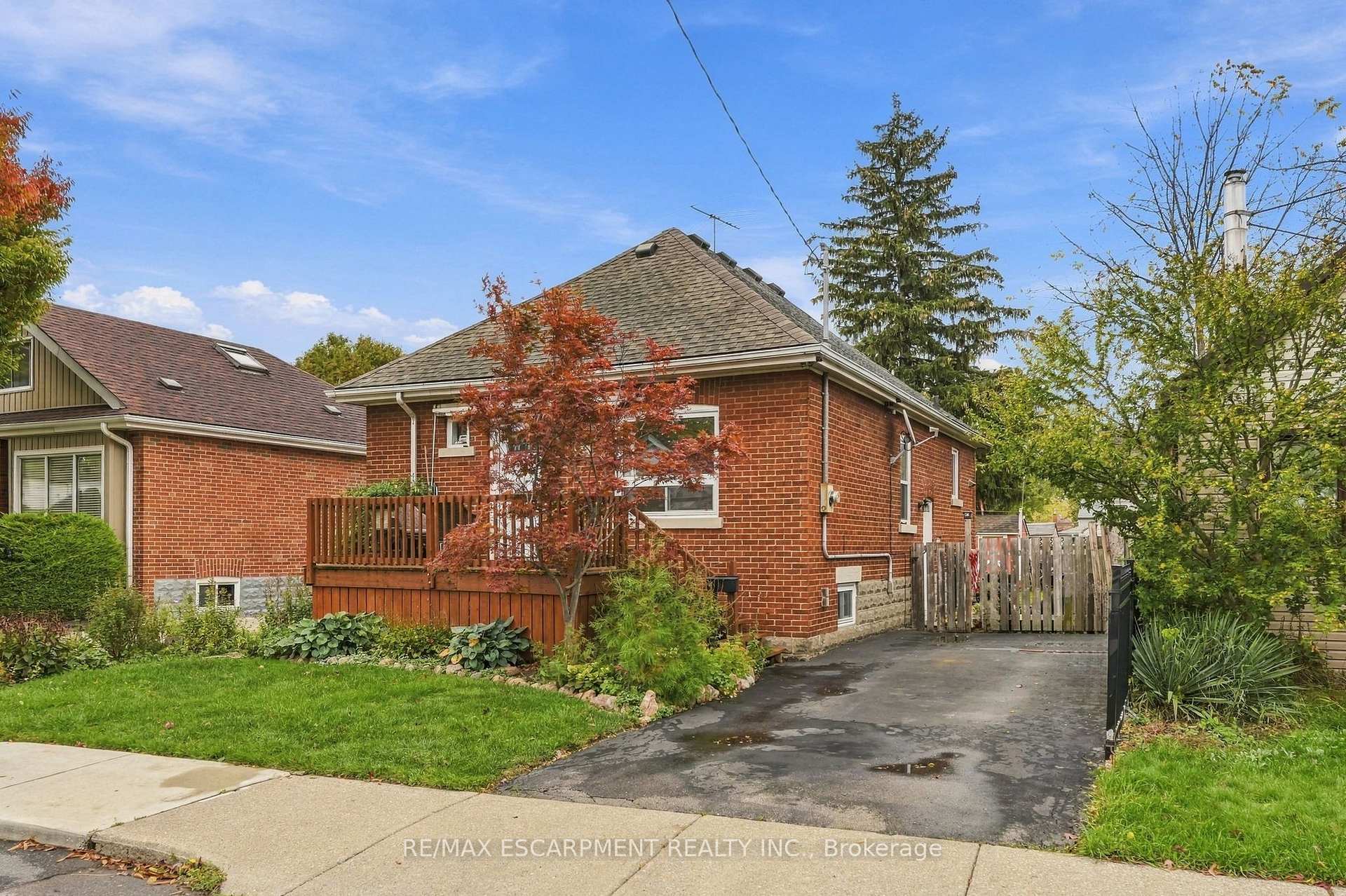 Photo 3 of 158 Tolton Avenue, Hamilton, Normanhurst — HOMEH