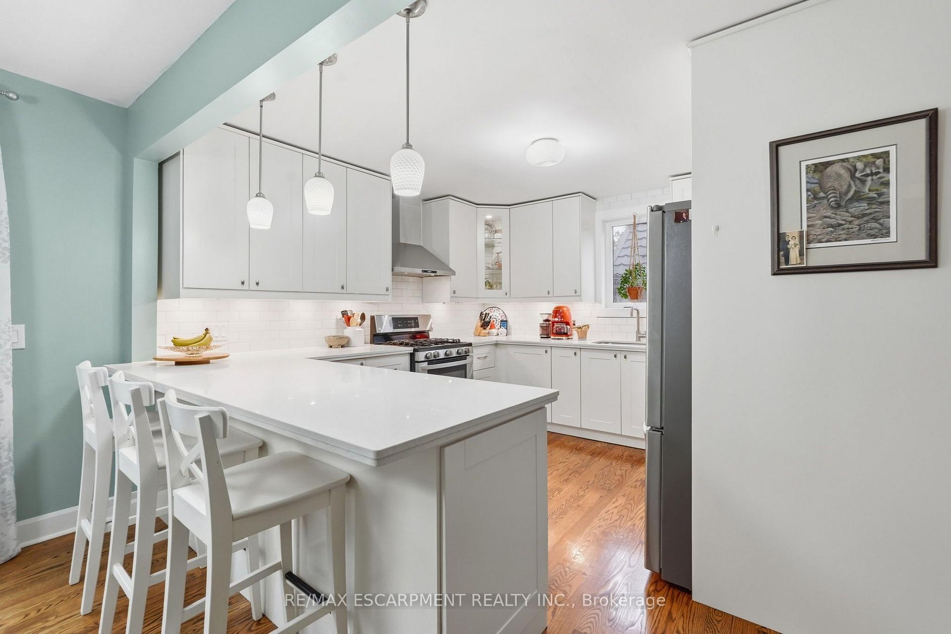 Photo 6 of 158 Tolton Avenue, Hamilton, Normanhurst — HOMEH