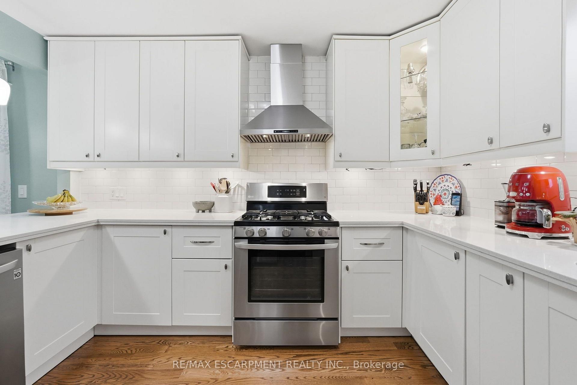 Photo 9 of 158 Tolton Avenue, Hamilton, Normanhurst — HOMEH