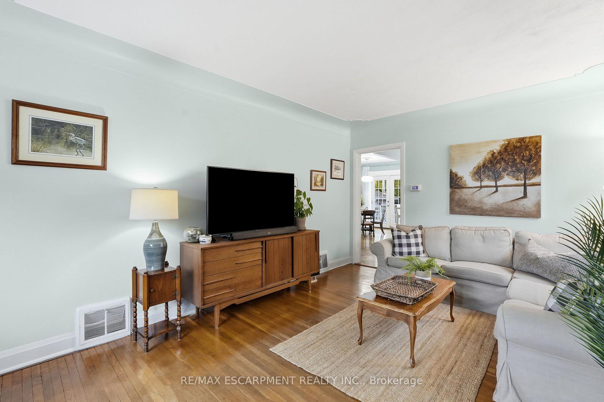 Photo 18 of 158 Tolton Avenue, Hamilton, Normanhurst — HOMEH