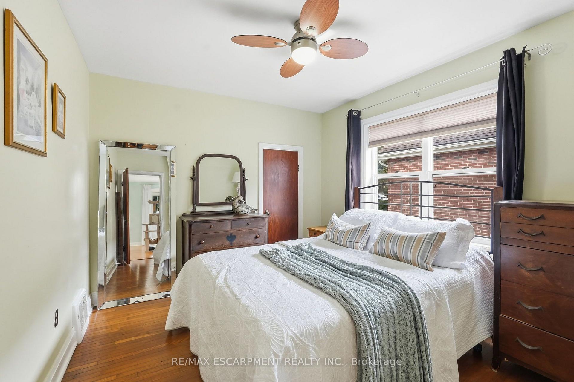 Photo 19 of 158 Tolton Avenue, Hamilton, Normanhurst — HOMEH