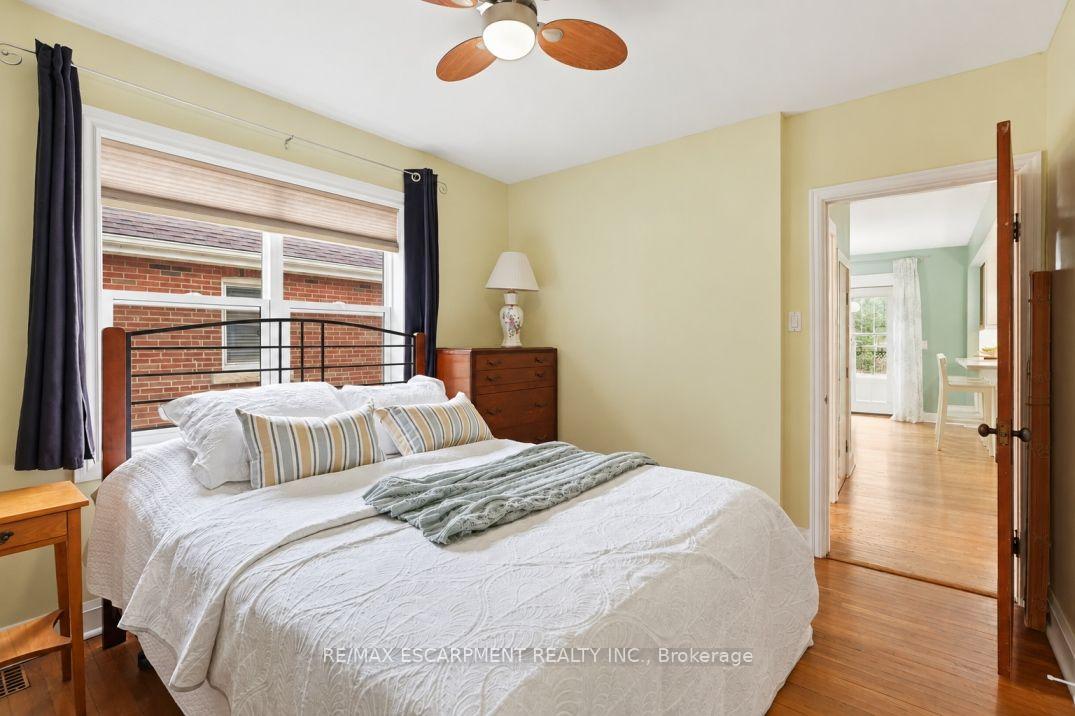 Photo 20 of 158 Tolton Avenue, Hamilton, Normanhurst — HOMEH