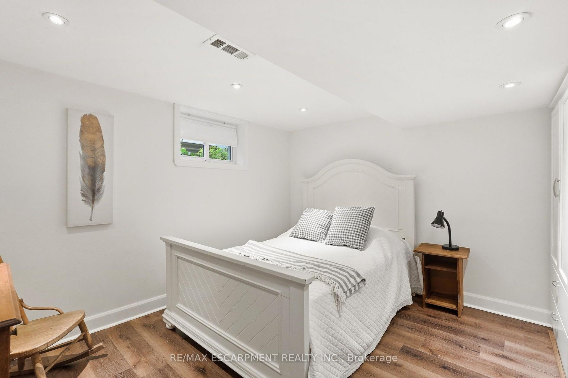 Photo 26 of 158 Tolton Avenue, Hamilton, Normanhurst — HOMEH