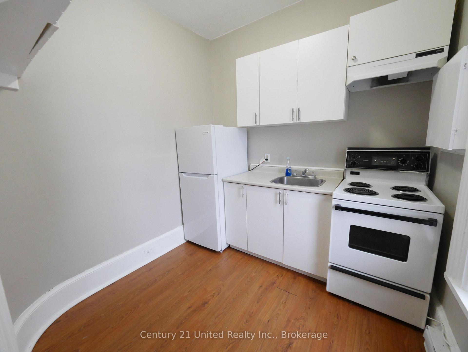 Photo 3 of 373A Queen Street, Peterborough, Town Ward 3 — HOMEH