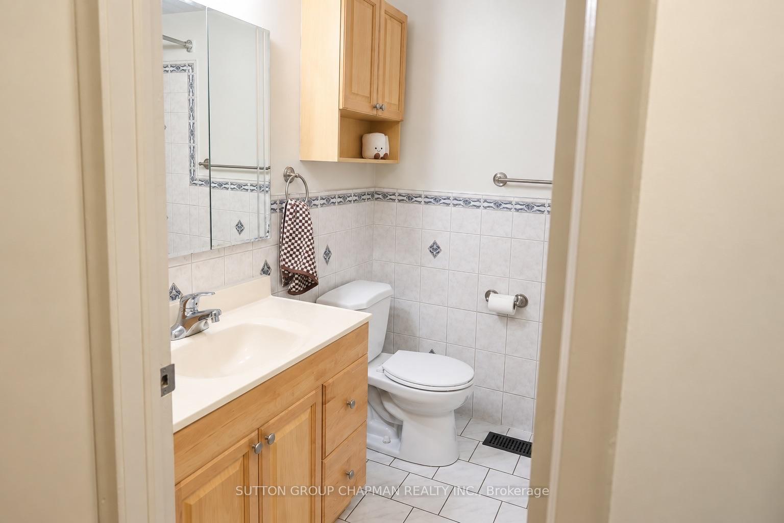 Photo 24 of Unit B, 43 Frontenac Road, London, South T — HOMEH