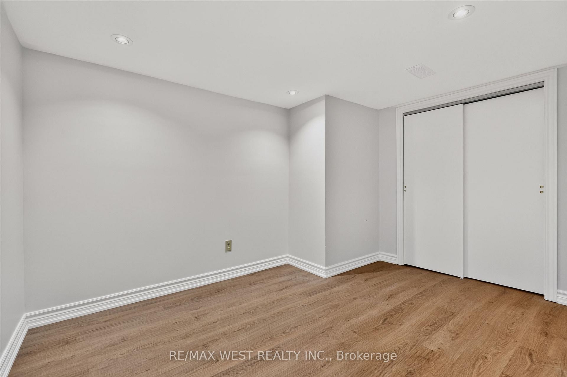 Photo 15 of Unit Lower, 722 Dufferin Street, Toronto, Little Portugal — HOMEH