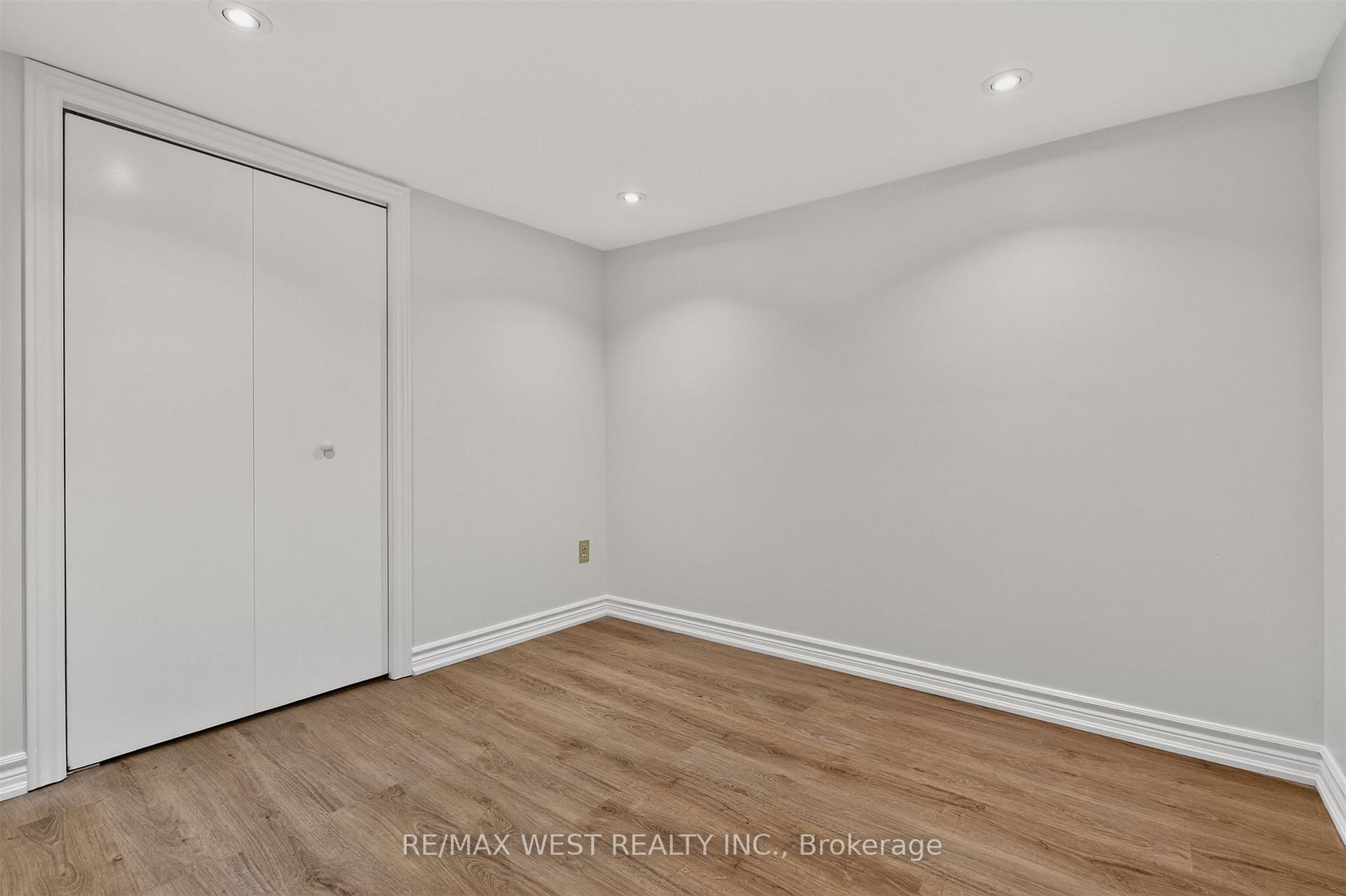 Photo 18 of Unit Lower, 722 Dufferin Street, Toronto, Little Portugal — HOMEH