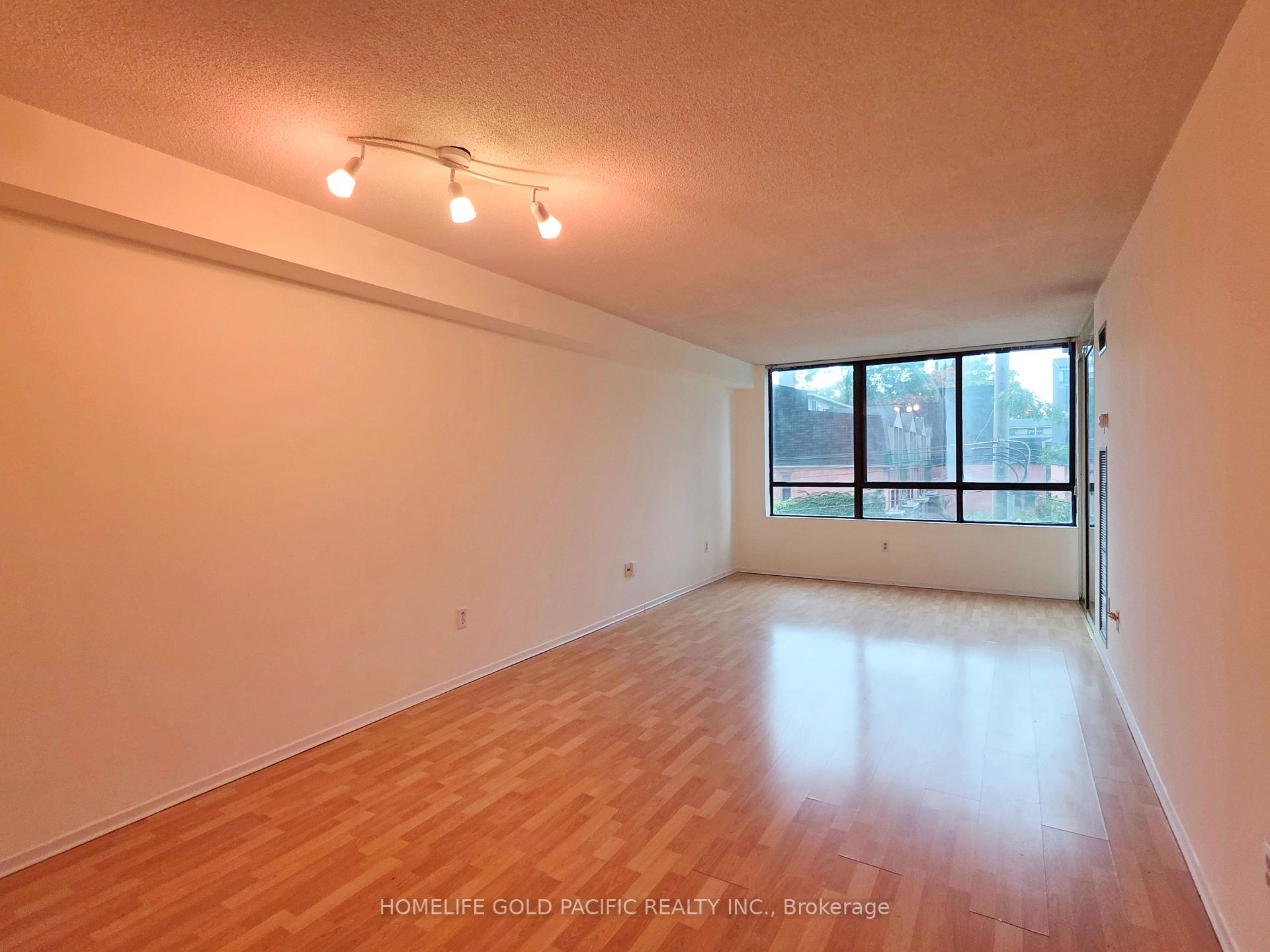 Photo 10 of Unit 207, 117 Gerrard Street E, Toronto, Church-Yonge Corridor — HOMEH