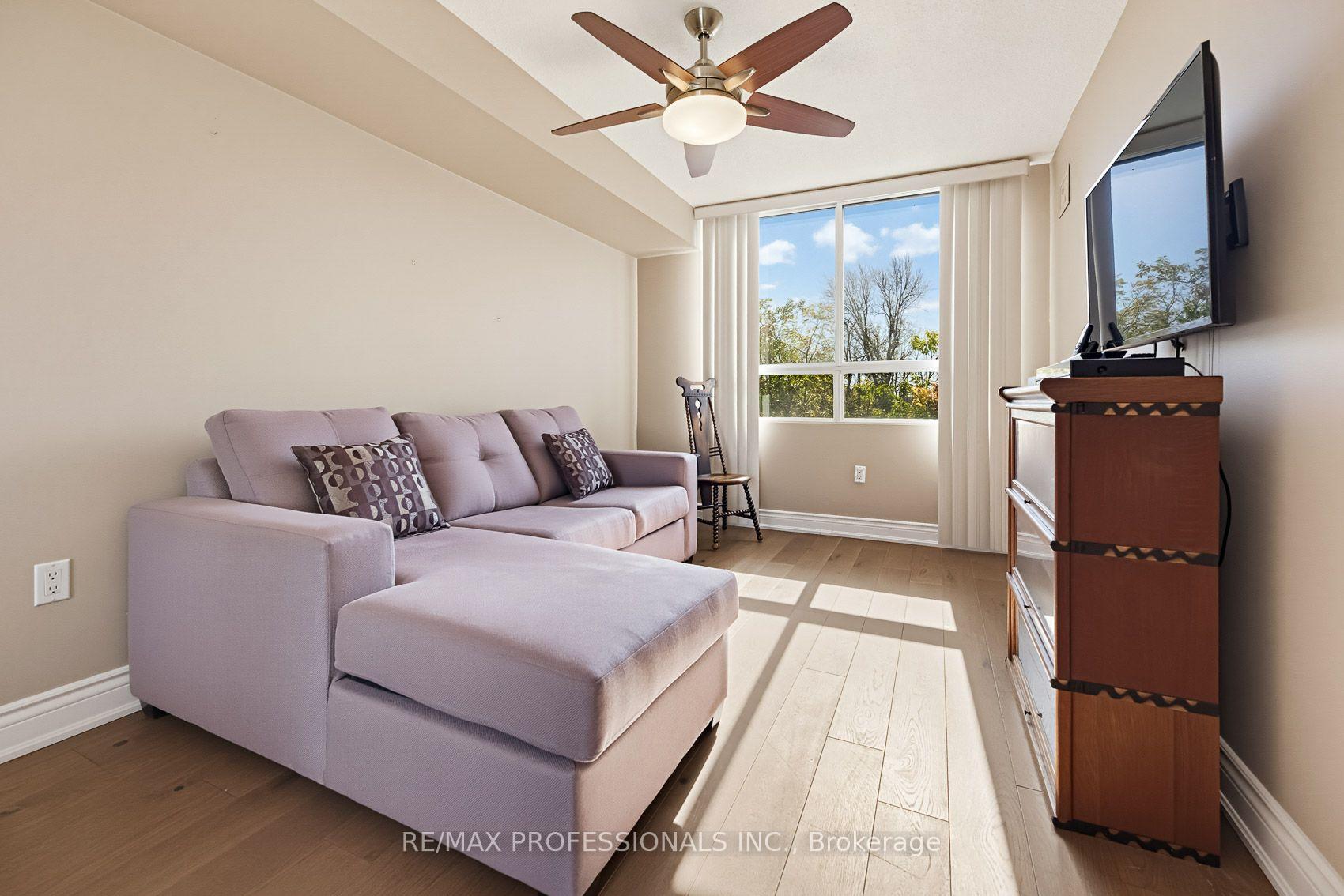 Photo 35 of Unit 304, 1271 Walden Circle, Mississauga, Clarkson — HOMEH