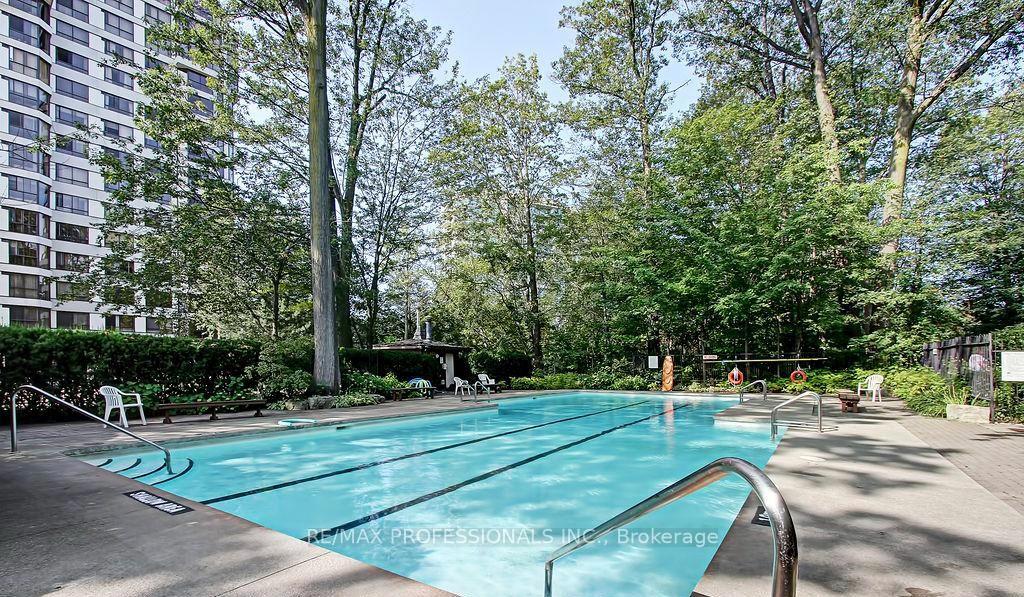 Photo 46 of Unit 304, 1271 Walden Circle, Mississauga, Clarkson — HOMEH