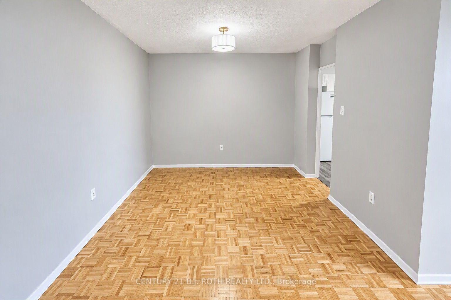 Photo 8 of Unit 405, 90 Holgate Street, Barrie, Allandale — HOMEH