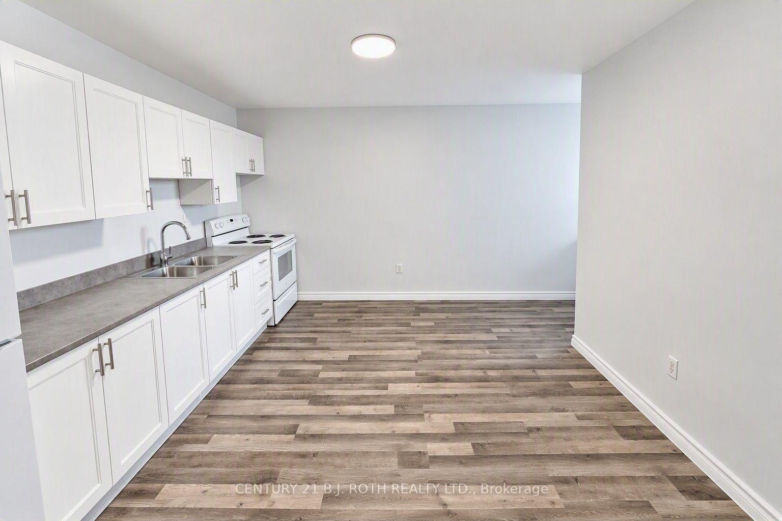 Photo 12 of Unit 405, 90 Holgate Street, Barrie, Allandale — HOMEH