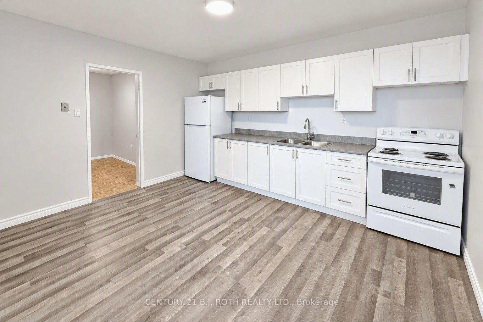 Photo 14 of Unit 405, 90 Holgate Street, Barrie, Allandale — HOMEH