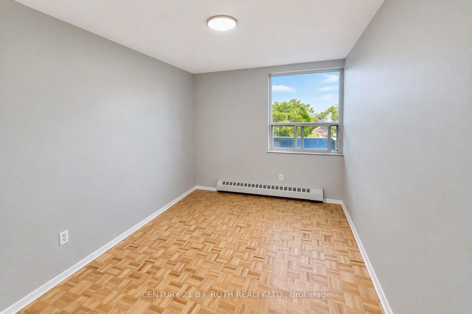 Photo 21 of Unit 405, 90 Holgate Street, Barrie, Allandale — HOMEH