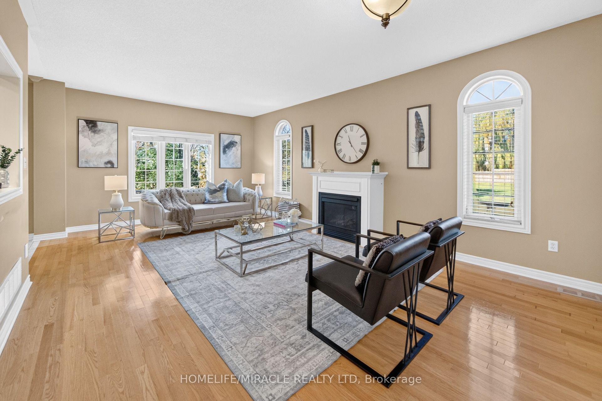 Photo 10 of 58 Sir Jacobs Crescent, Brampton, Fletcher's Meadow — HOMEH