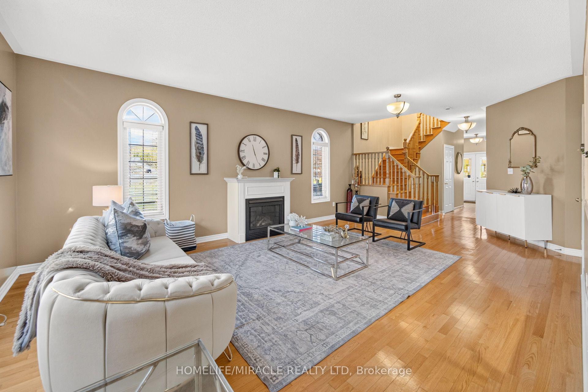Photo 12 of 58 Sir Jacobs Crescent, Brampton, Fletcher's Meadow — HOMEH