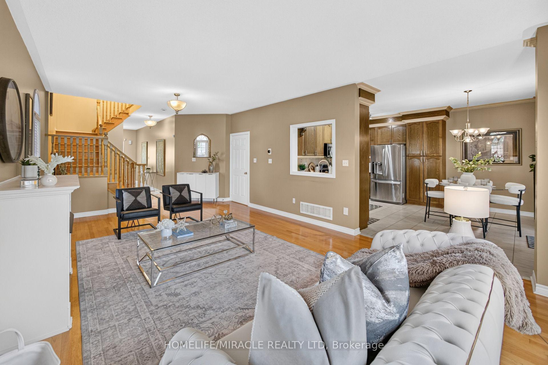 Photo 13 of 58 Sir Jacobs Crescent, Brampton, Fletcher's Meadow — HOMEH