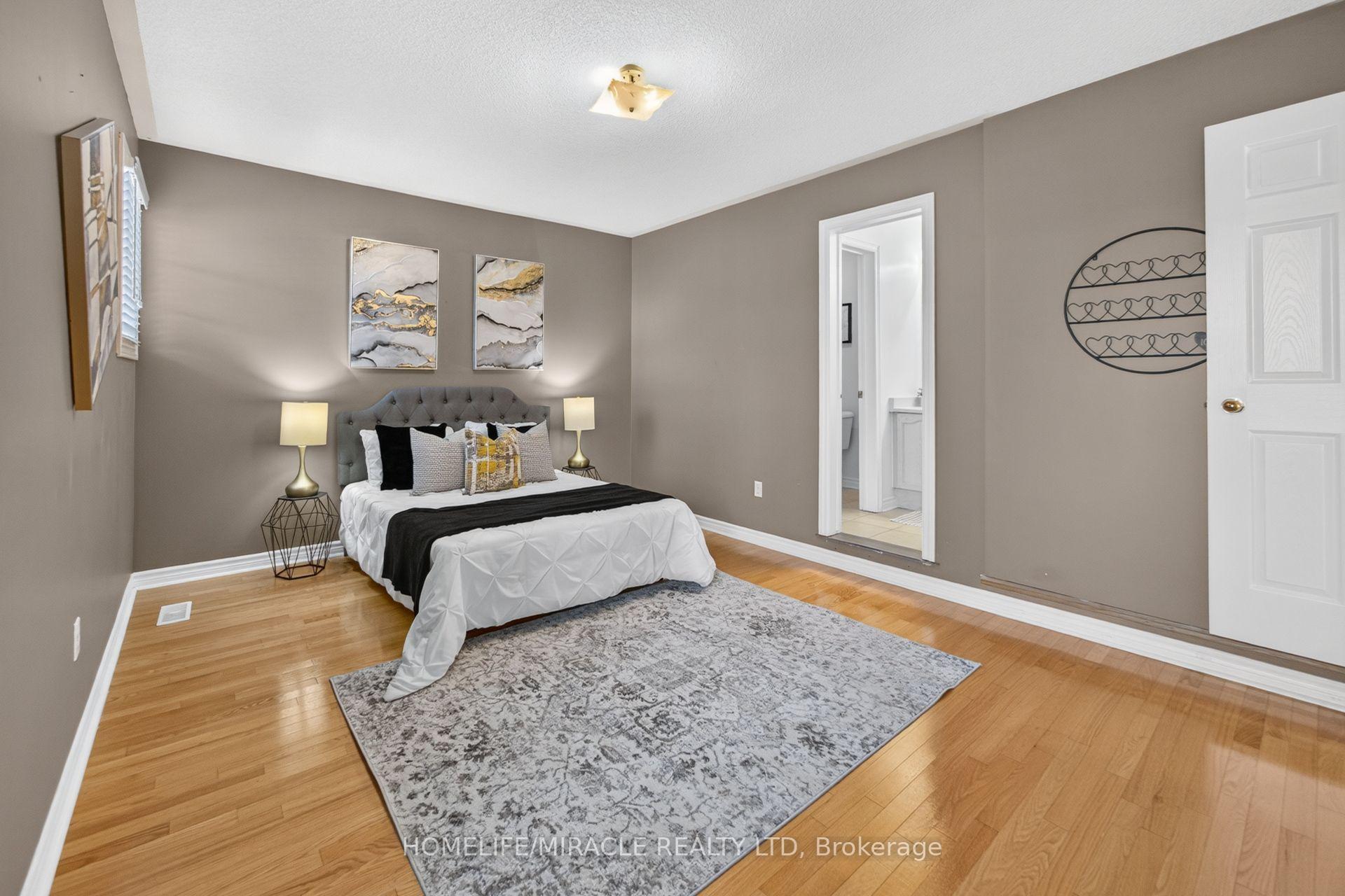 Photo 29 of 58 Sir Jacobs Crescent, Brampton, Fletcher's Meadow — HOMEH