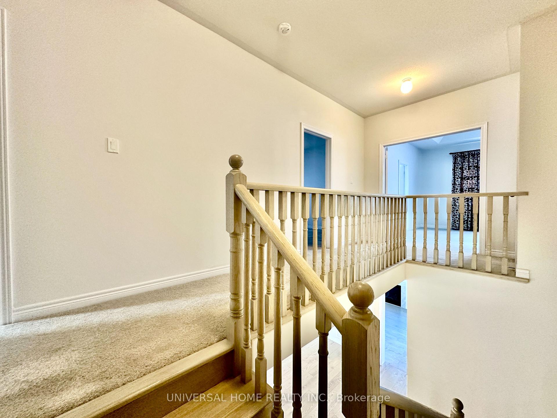 Photo 20 of 152 Mckean Drive, Whitchurch-Stouffville, Stouffville — HOMEH