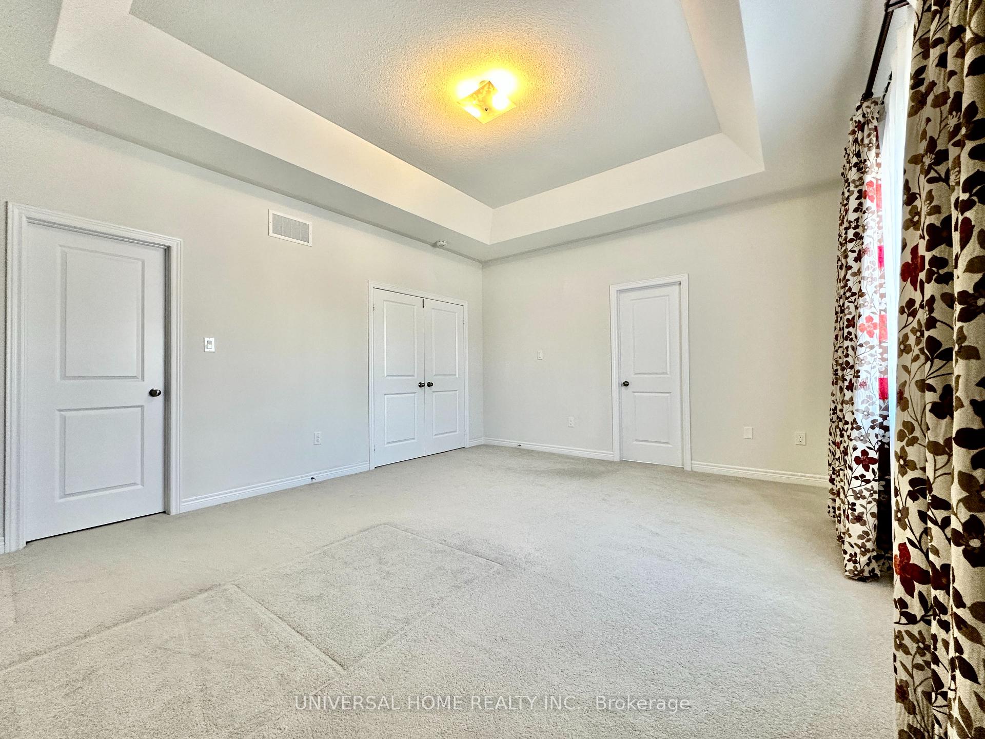 Photo 22 of 152 Mckean Drive, Whitchurch-Stouffville, Stouffville — HOMEH