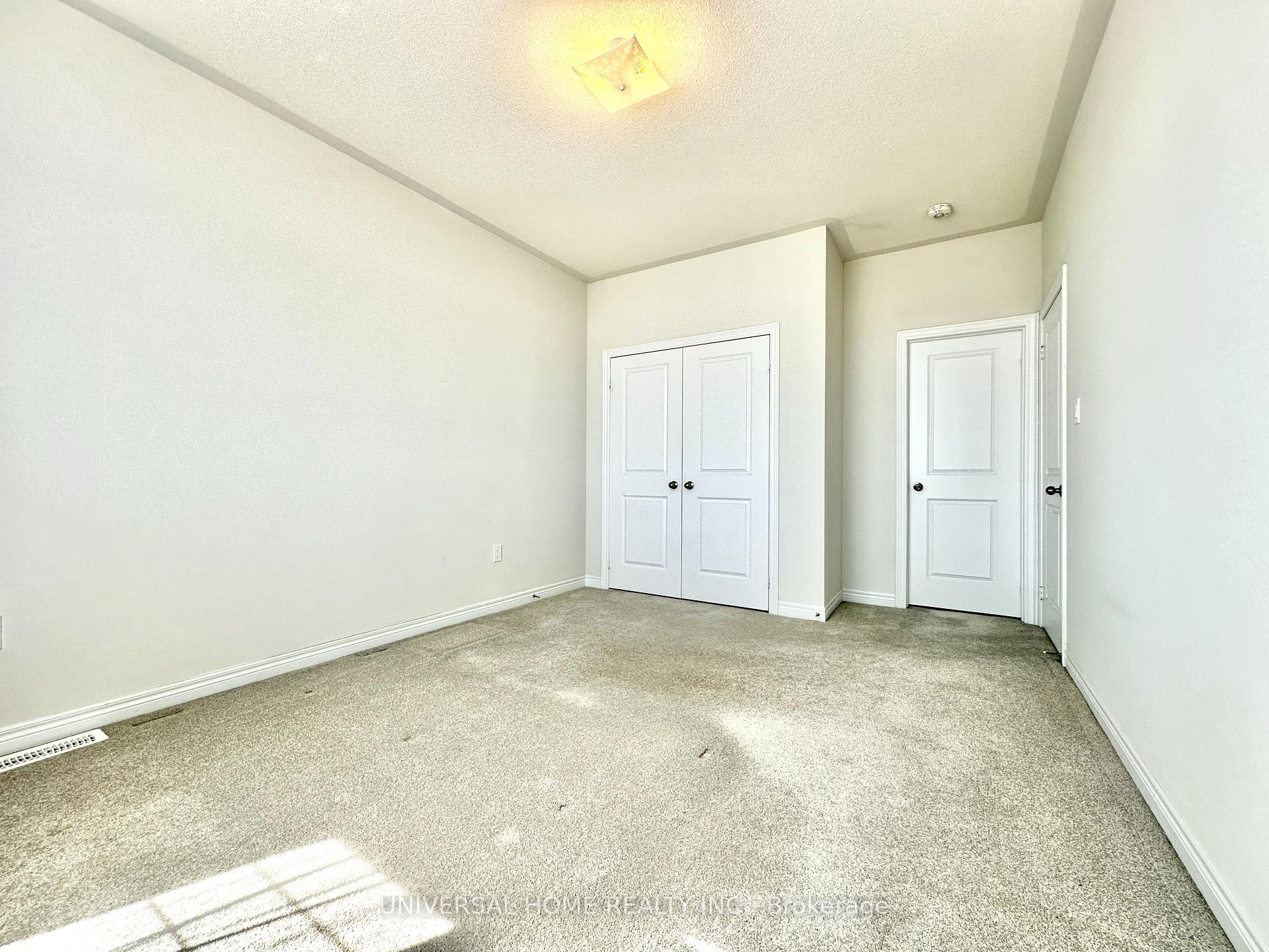 Photo 36 of 152 Mckean Drive, Whitchurch-Stouffville, Stouffville — HOMEH