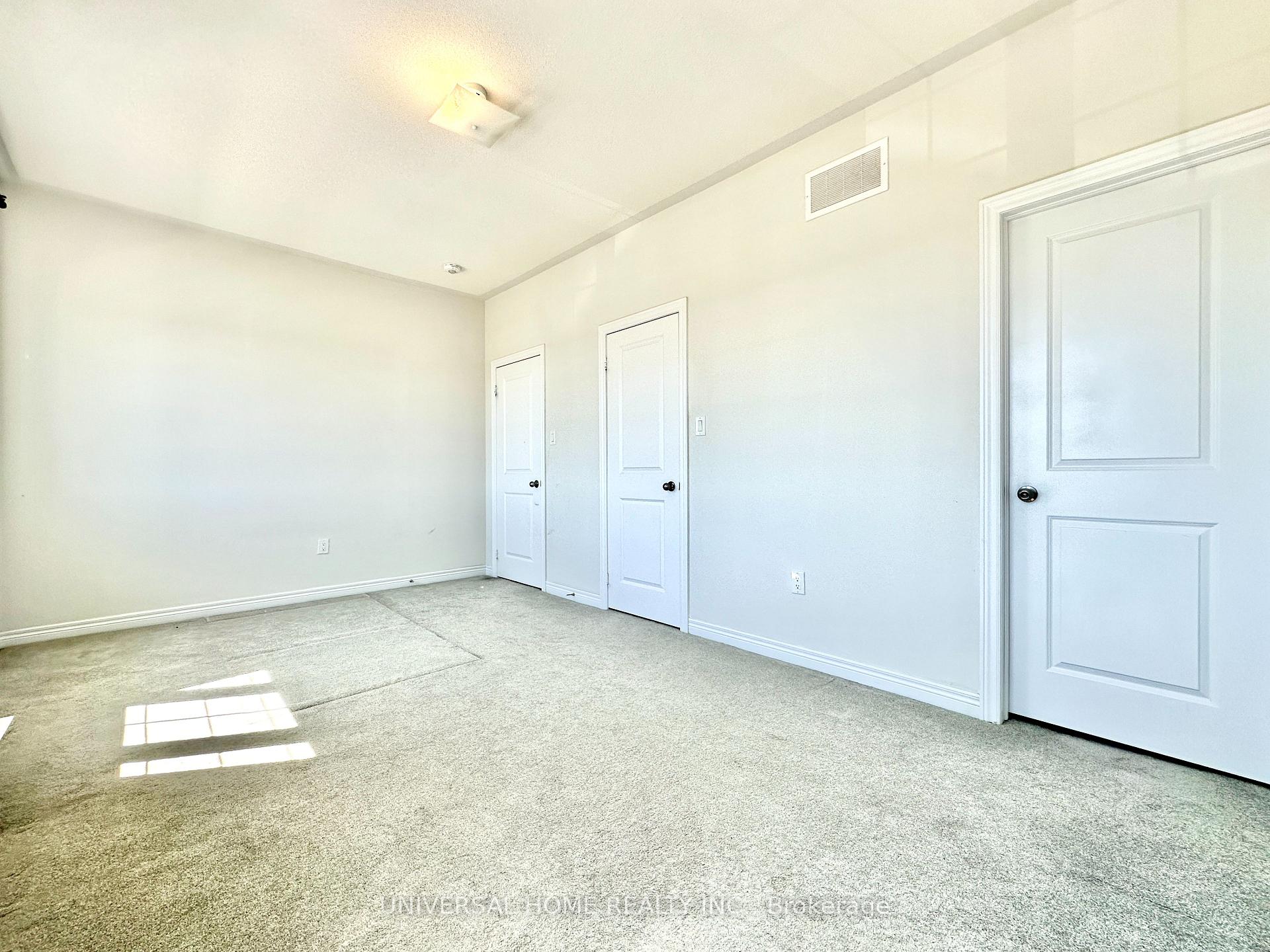 Photo 40 of 152 Mckean Drive, Whitchurch-Stouffville, Stouffville — HOMEH