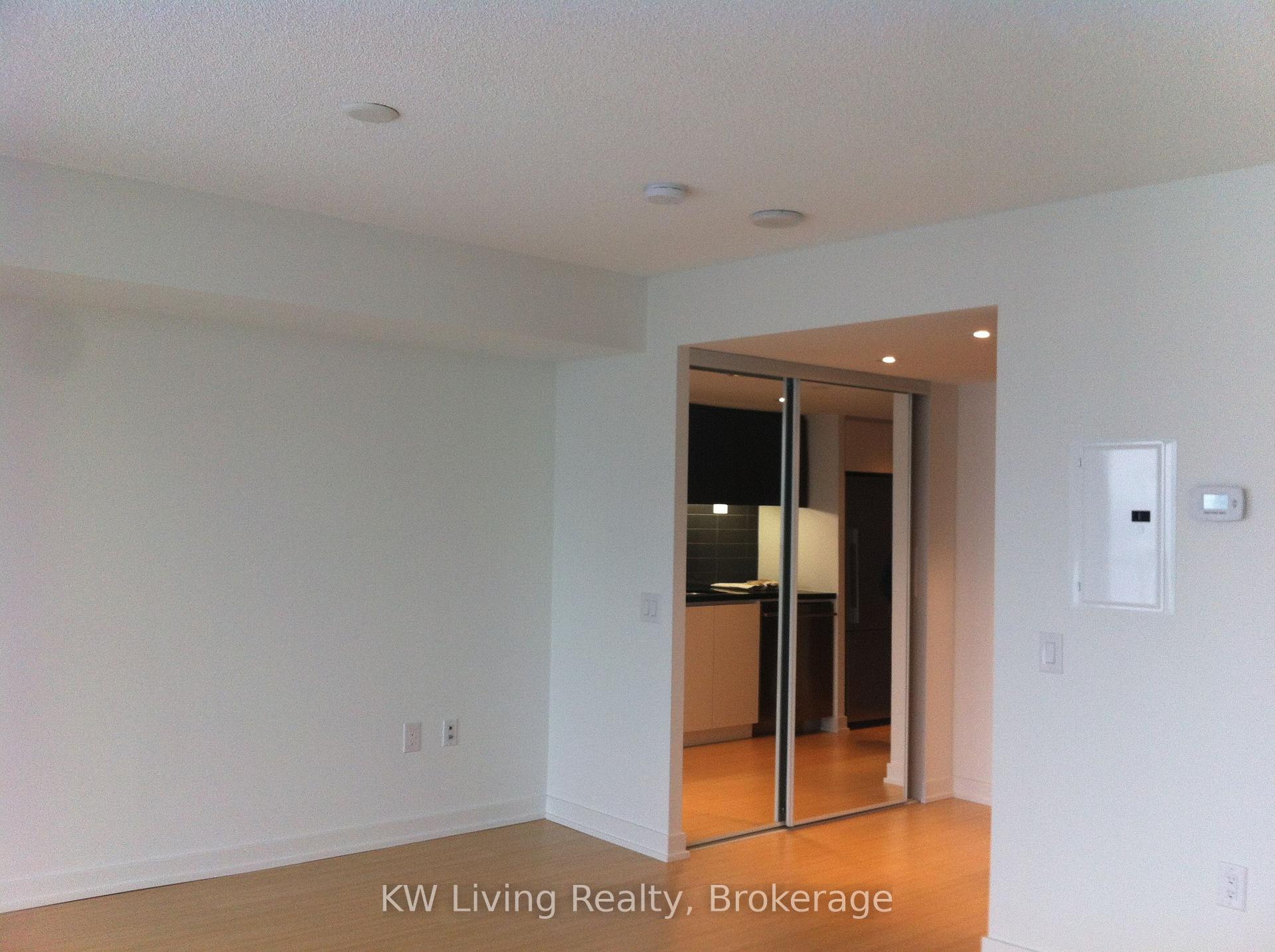 Photo 6 of Unit 2109, 75 Queens Wharf Road, Toronto, Waterfront Communities — HOMEH