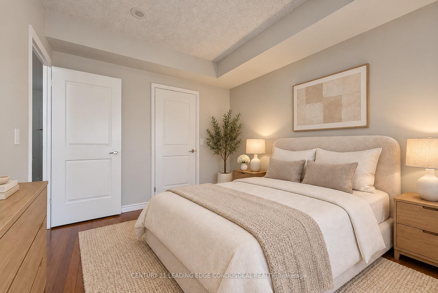 Photo 6 of Unit 301, 9235 Jane Street, Vaughan, Maple — HOMEH