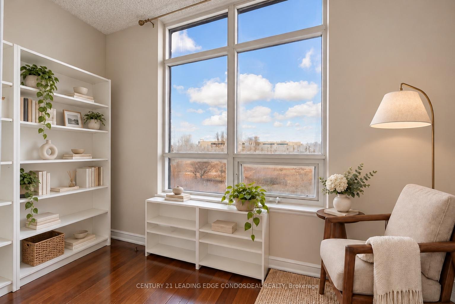 Photo 9 of Unit 301, 9235 Jane Street, Vaughan, Maple — HOMEH
